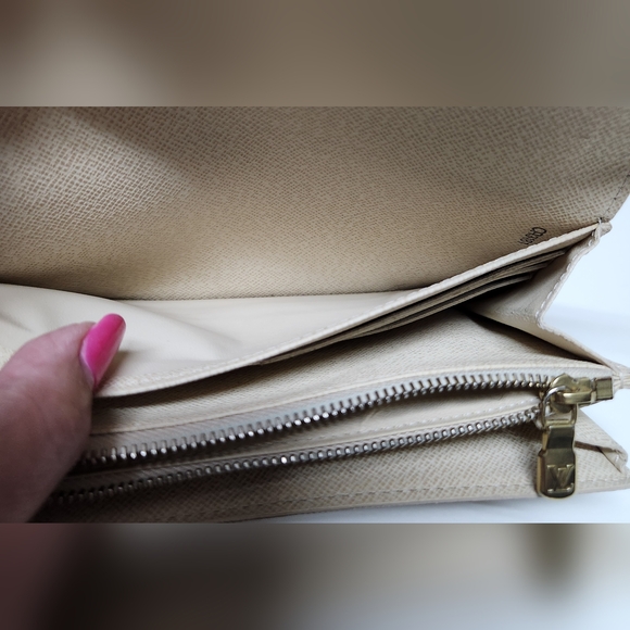 LOUIS VUITTON Damier Azur Sarah Long Wallet CA3181 - Picture 10 of 15